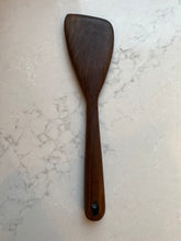 Load image into Gallery viewer, Walnut Angled Spatula
